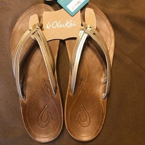Women’s OluKai Flip flops